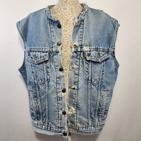 Levi's Mens Size Large Blue Denim Distressed Shredded Trucker Vest Jacket Grunge - Picture 1 of 14